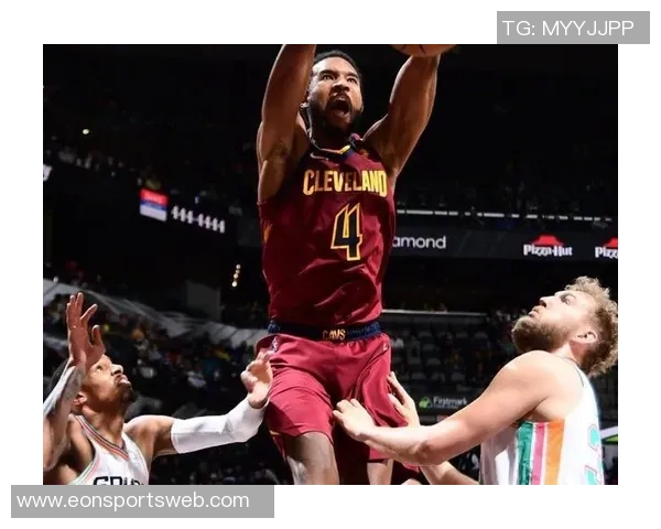 莫布里虽砍下23分10板5助5帽却难救主球队无力回天三分命中率高达57 莫布里虽砍下23分10板5助5帽却难救主球队无力回天三分命中率高达57