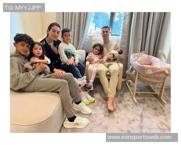 C罗三天工资轻松购置乔治娜私人豪华衣帽间价值高达180万美元