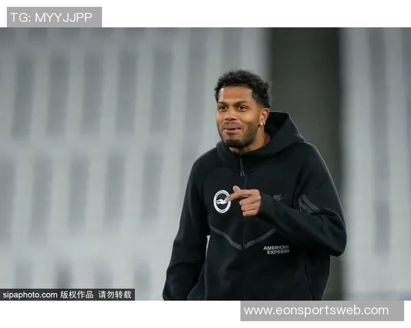 拉齐奥前锋卡斯特拉诺斯以3000万欧元转会加盟西汉姆