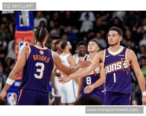 狄龙谈球队表现詹姆斯得分10分里夫斯实际得分16分防守实力跻身联盟前五 狄龙谈球队表现詹姆斯得分10分里夫斯实际得分16分防守实力跻身联盟前五